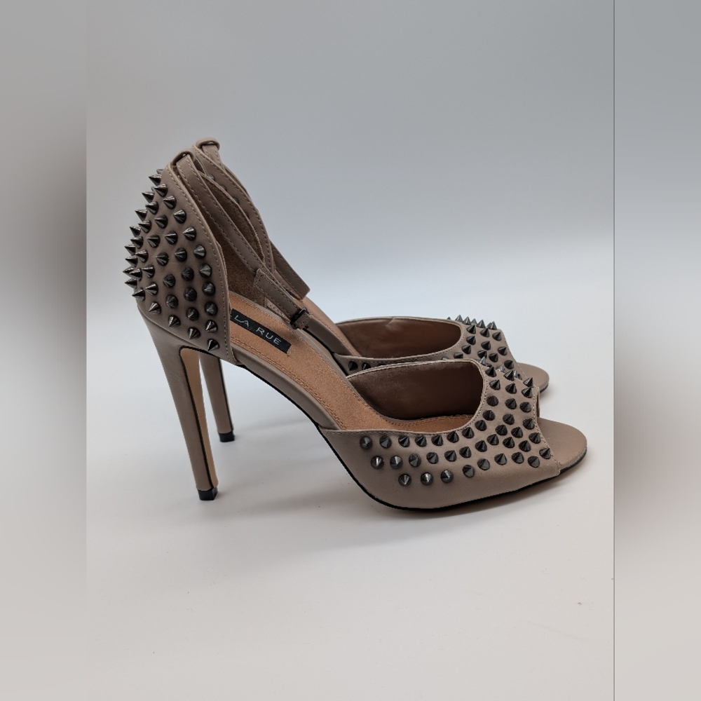 Viviane Spiked Peep Toe Heel 9.5 NEW - Picture 3 of 7